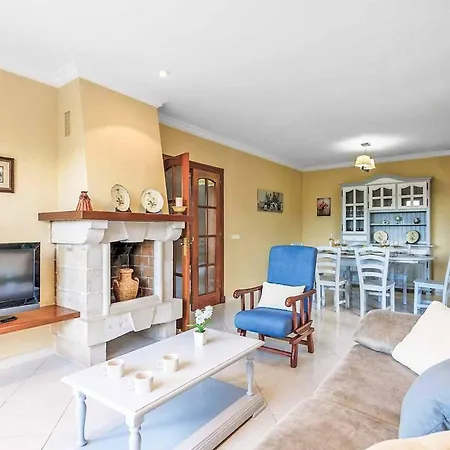 Joaquina * Port d'Addaia