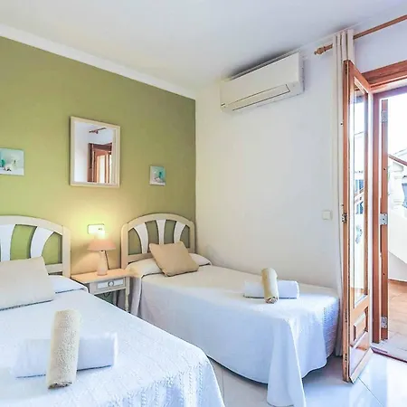 Joaquina Port d'Addaia